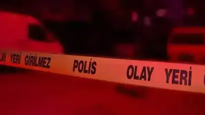 Alanya'da eşinin geri manevra yaptığı otomobilin altında kalan kadın hayatını kaybetti