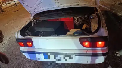 Adana'da abartı egzoz ve modifiyeli araçlara ceza kesildi