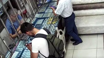 Kağıthane’de 2 milyon liralık altınla kaçan kurye çatı boşluğunda yakalandı