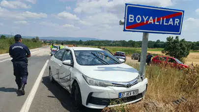 Kastamonu'da otomobil ile traktör çarpıştı : 2 kişi yaralandı