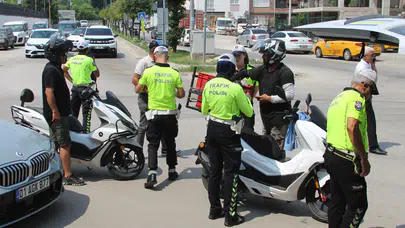Adana'da motosiklet sürücülerine denetim : Bir milyon 266 bin TL ceza kesildi