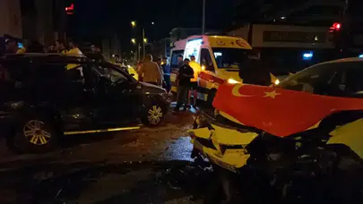 Bursa Yıldırım'da korkutan kaza : 2 otomobil çarpıştı, 7 yaralı
