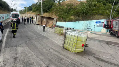 Kocaeli'de çamaşır suyu taşıyan kamyon devrildi : Sürücü yaralandı