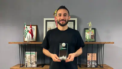 Aliağa FK, Bursaspor'dan Hamza Gür'ü transfer etti