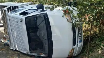 Giresun'da fındık işçilerini taşıyan kamyonet devrildi