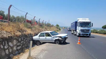 Manisa Turgutlu'da kaza : Tır, şerit değiştirirken otomobil ile çarpıştı