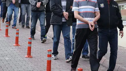 Soma'da suç çetesine eş zamanlı operasyon : 38 gözaltı
