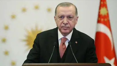Cumhurbaşkanı Erdoğan Anıtkabir'i ziyaret etti