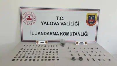 Yalova'da jandarmadan tarihi eser operasyonu : 256 parça sikke ve obje ele geçirildi