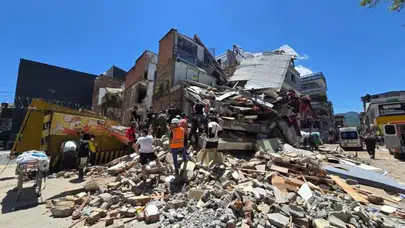 Kolombiya'da deprem sonrası 'sokağa çıkma yasağı' ilan edildi