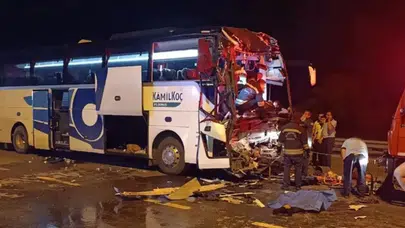 Gaziantep'te yolcu otobüsü ile tır çarpıştı : Çok sayıda ölü ve yaralı
