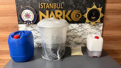 Kadıköy'de çok sayıda uyuşturucu madde ele geçirildi