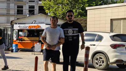 İnegöl'de polisten kaçmaya çalışan uyuşturucu taciri kovalamacayla yakalandı