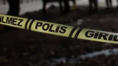 Sultanbeyli'de inşaat kazası : 2 işçi çatının altında kaldı