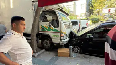 Park halindeki kamyonet aniden hareket etti !