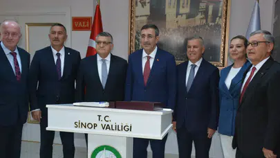 Cumhurbaşkanı Yardımcısı Yılmaz, Sinop Valiliği'nde