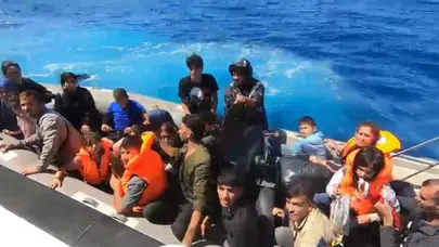 Aydın açıklarında kaçak göçmen operasyonu : 10'u çocuk 21 düzensiz göçmen yakalandı