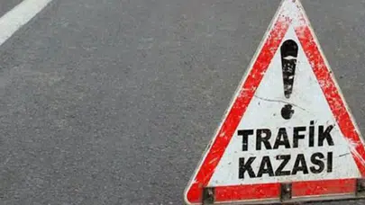 Hakkari'de otomobil takla attı : Karı koca yaralandı