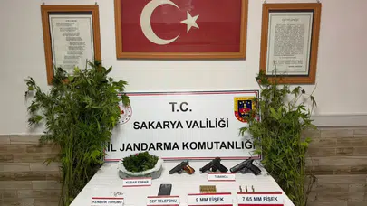 Sakarya'da 3 ilçede uyuşturucu operasyonu : 4 kişi tutuklandı