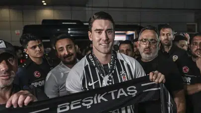 Beşiktaş'ın yıldızı Dusan Vlahovic Sırbistan Milli Takımı kadrosuna çağrıldı