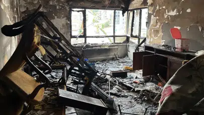 Ankara’da apartman yangını : Anne ve oğlu itfaiye ekiplerince kurtarıldı