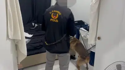 Edirne'de uyuşturucu operasyonu : Skunk, kokain, para ve altın ele geçirildi