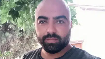 Tarlaya savrulan araçta karısını spiral aletiyle katletti