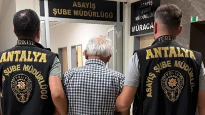 Antalya'da 157 yıl hapis cezası bulunan şahıs yakalandı