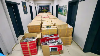Mersin'de 2 milyon uyuşturucu hap ele geçirildi