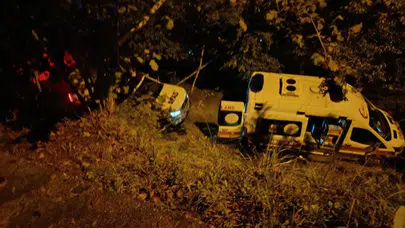 Rize'de otomobil uçuruma yuvarlandı : 2 ölü, 1 yaralı
