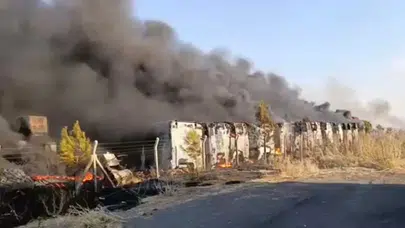 Mardin'de hurda araç alanında yangın