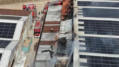 Kayseri'de tekstil fabrikasında yangın çıktı : Alevler depoyu sardı