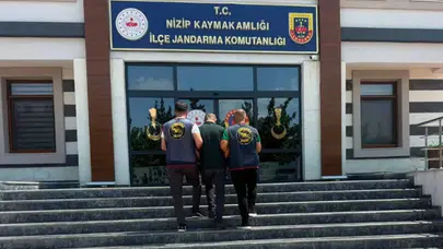 Gaziantep'te kesinleşmiş 10'ar yıl hapis cezası bulunan 2 firari yakalandı
