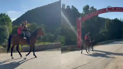 Tokat'ta renkli görüntü : Birinci sınıfa başlayan yeğenini okula atla götürdü