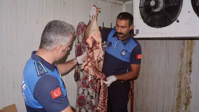 Şanlıurfa’da 315 kilo bozuk ve tarihi geçmiş et bulundu