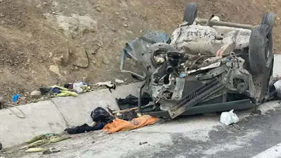 Adana Kozan'da otomobil takla attı : 1'i ağır 6 yaralı