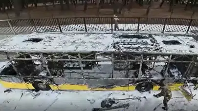 Bakırköy'de İETT otobüsü alev alev
