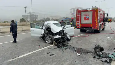 Samsun Kavak'ta araç direğe çarptı : 1 ölü, 3 yaralı