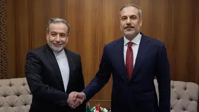 Bakan Fidan, İranlı mevkidaşı Arakçi ile görüştü
