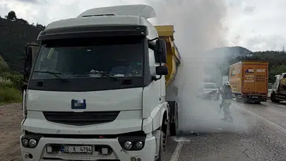Ordu'da hafriyat kamyonunda yangın : Dorse kullanılamaz hale geldi