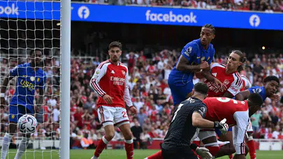 Arsenal, derbide Chelsea'yi 2-1 geçerek 3'te 3 yaptı