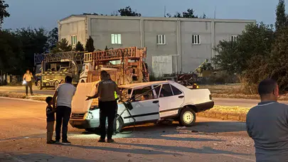 Isparta'da 2 otomobil çarpıştı : 4 yaralı tedavi altına alındı