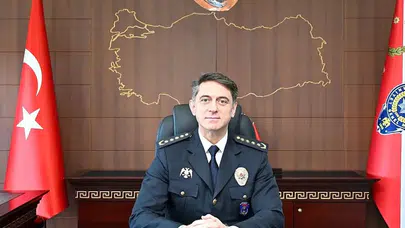 Şehit polis Mustafa Çetin'in şampiyon kızı emniyette ağırlandı