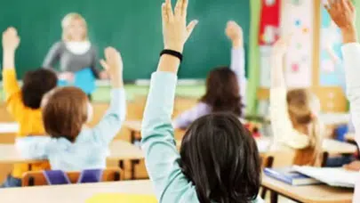 Okullar açıldı, hastalıklar kapıyı çaldı : Uzmandan velilere kritik uyarılar