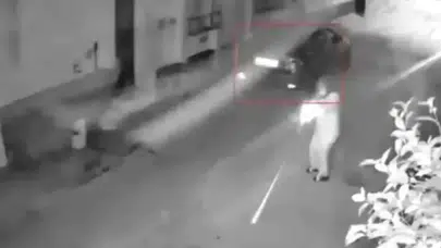 Adana'da bir şahıs husumetlisinin evini kurşunladı