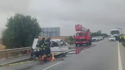 Eskişehir'de tır otomobile çarptı: 2 kadın hayatını kaybetti