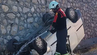 Çorum'da hafif ticari araç takla attı: 4'ü çocuk 6 kişi yaralandı
