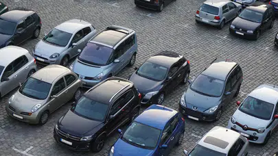 Bağcılar'da tehlikeli yolculuk