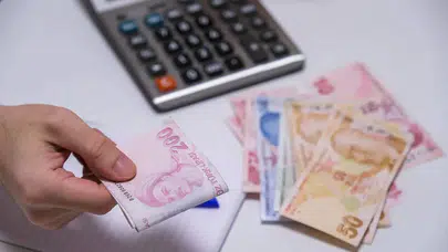 Biz Bir Aileyiz dizisi Selahattin kim? Eray Erden kimdir, kaç yaşında ve nereli?