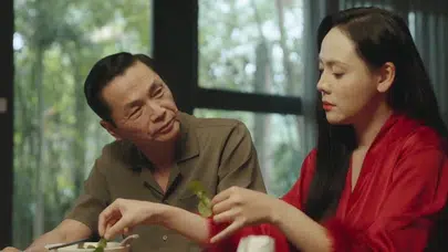 Bölünme Çizgisi Dizisinde Huyen Trang'ın Rolü ve Kariyeri Hakkında Bilgiler Neler?